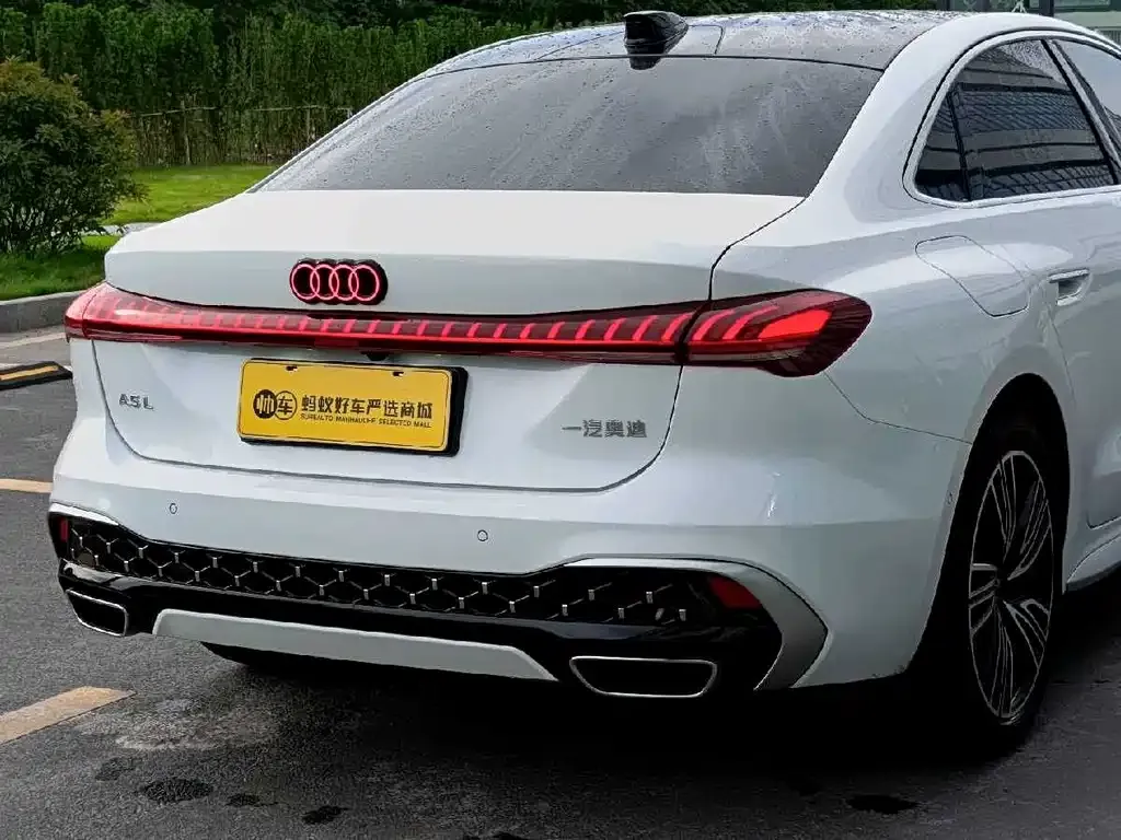 Audi A5L — фото 2