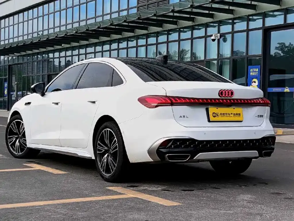 Audi A5L — фото 6