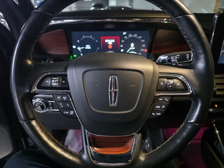 Lincoln Navigator 2021 из KR, фото 8