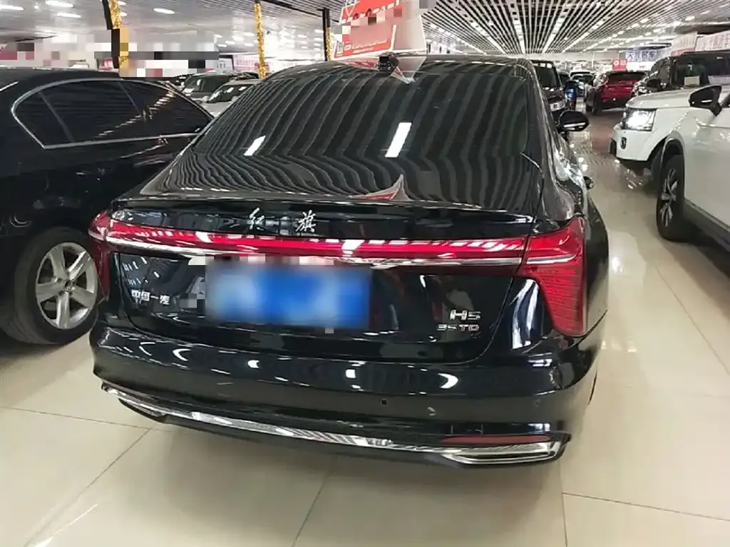 Hongqi H5 — фото 3