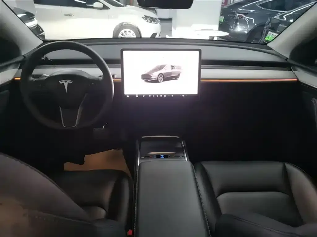 Tesla Model Y 2024 из CN, фото 2