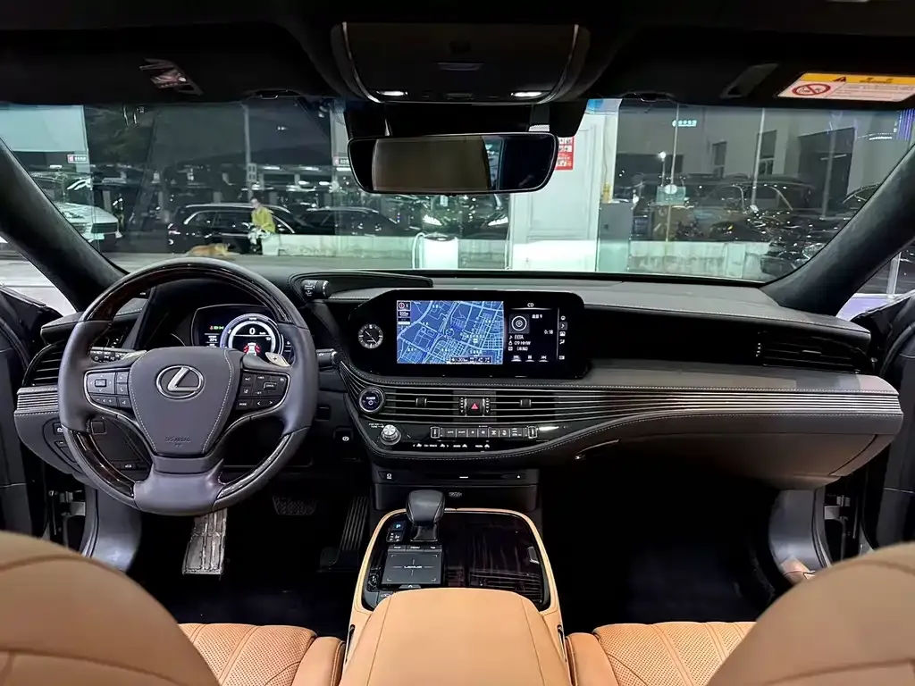 Lexus LS 2021 из CN, фото 2