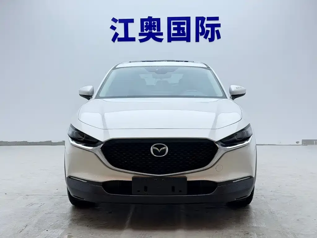 Mazda CX-30 — фото 2