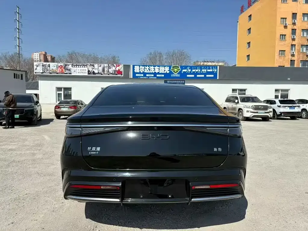 BYD Seal — фото 6