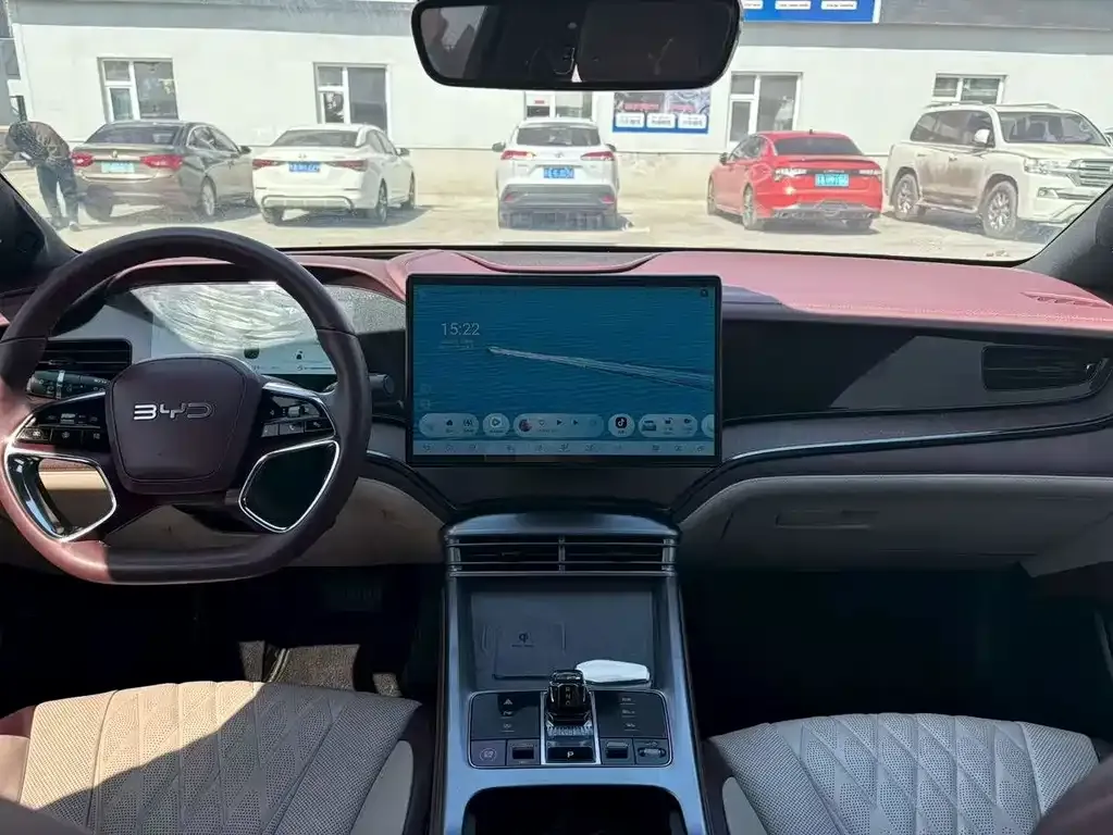 BYD Seal — фото 9