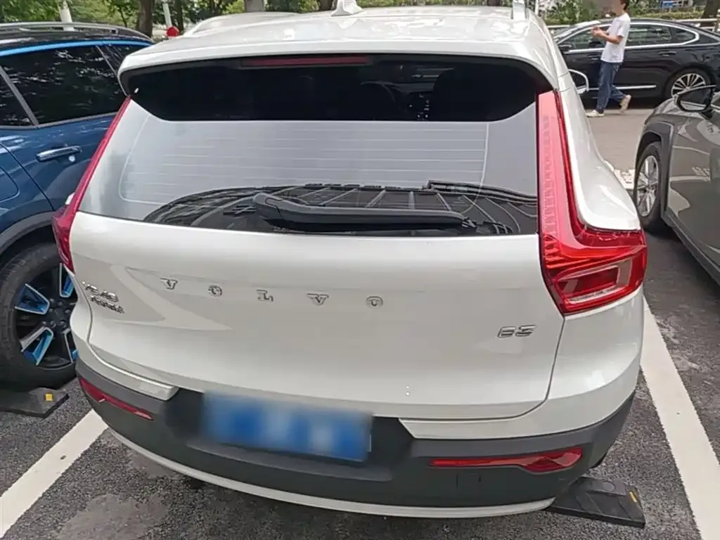 Volvo XC40 2023 из CN, фото 8