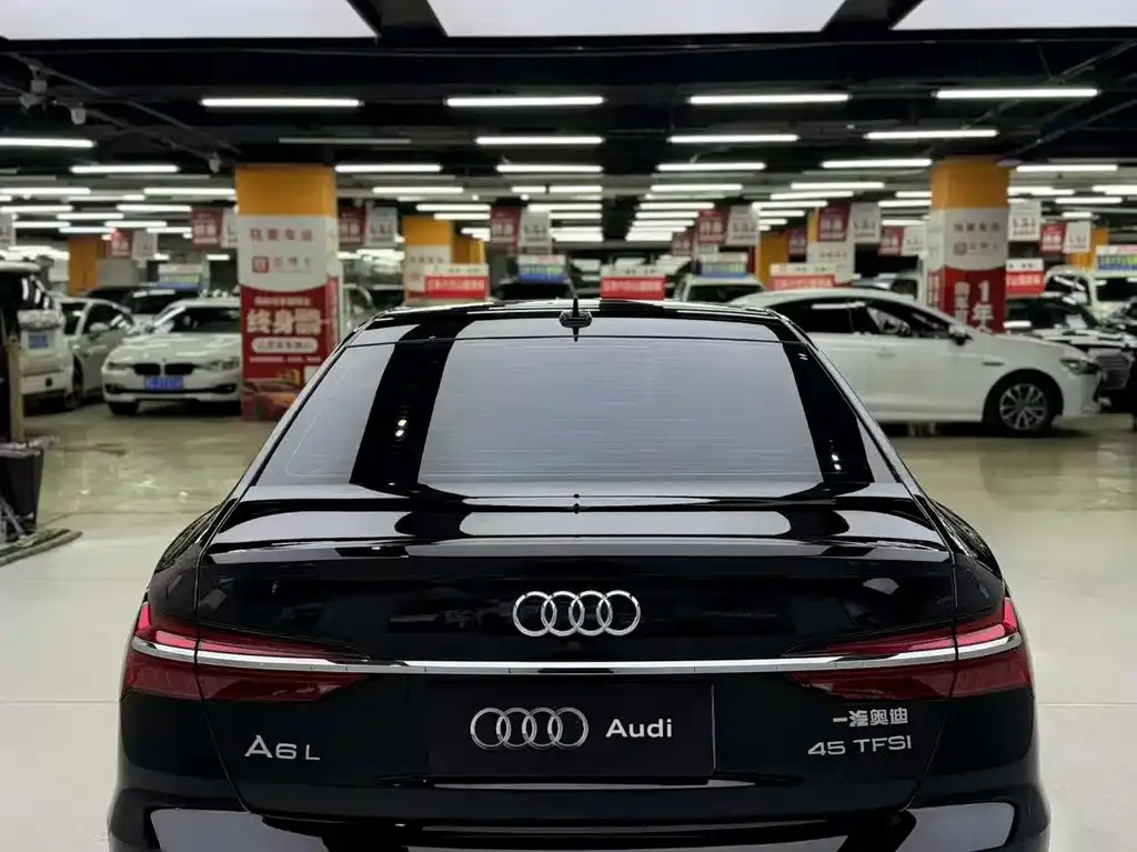 Audi A6L — фото 4