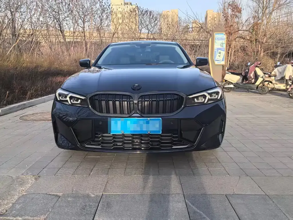 BMW 3 Series 2024 из CN, фото 8