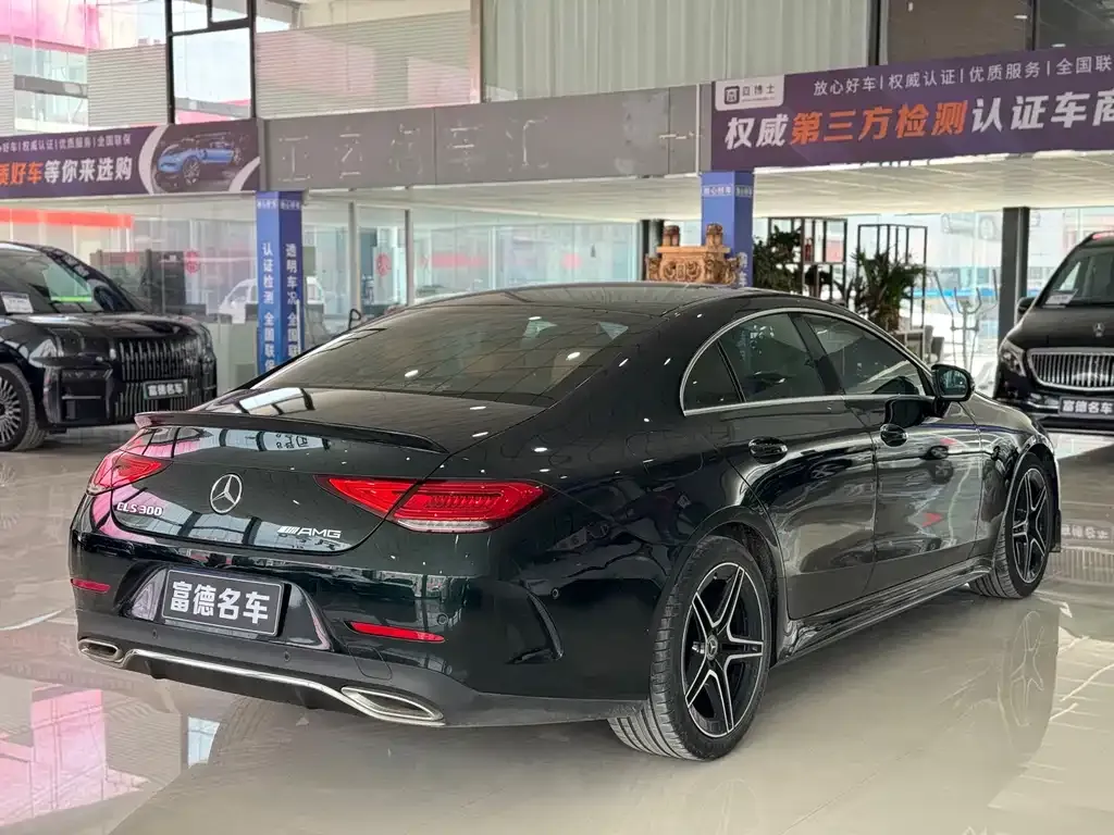 Mercedes-Benz CLS — фото 4