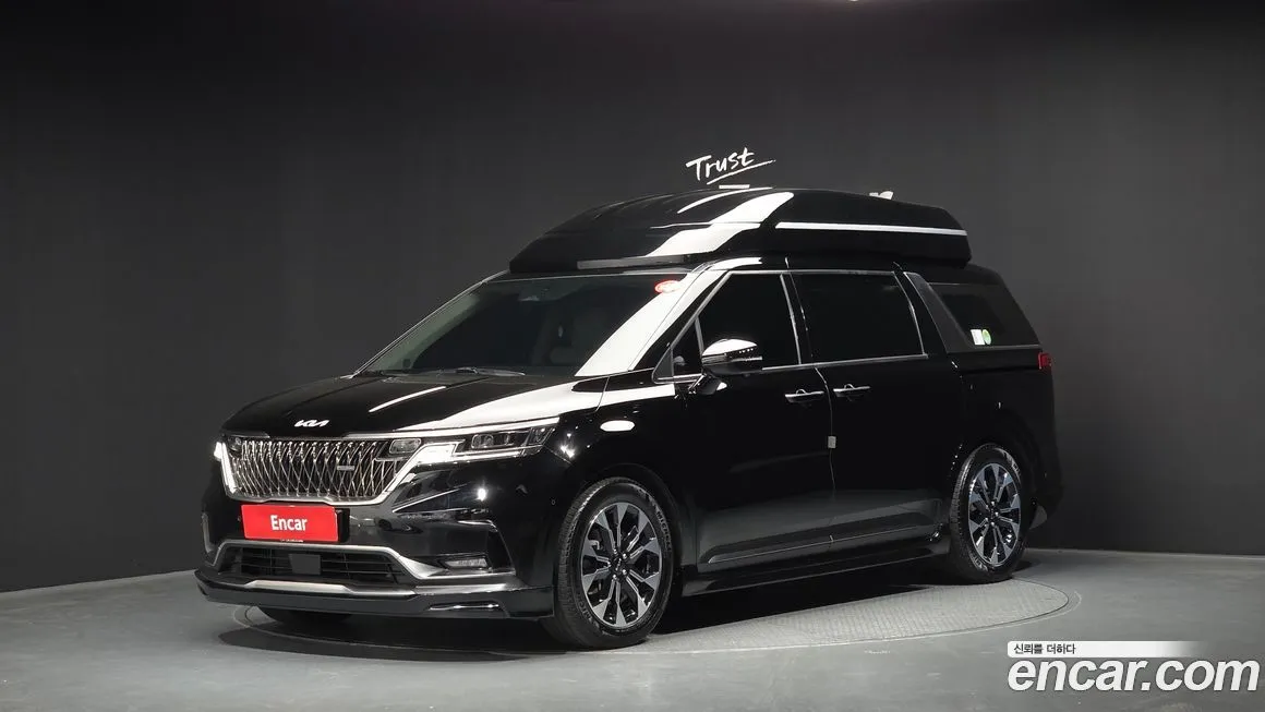 Kia Carnival — фото 1