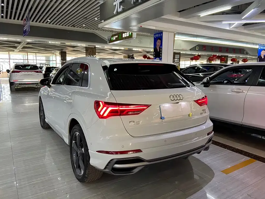 Audi Q3 2022 из CN, фото 2