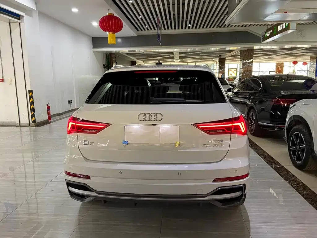 Audi Q3 2022 из CN, фото 8