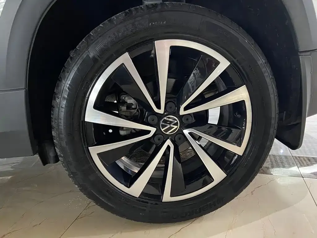 Volkswagen Tharu 2022 из CN, фото 2
