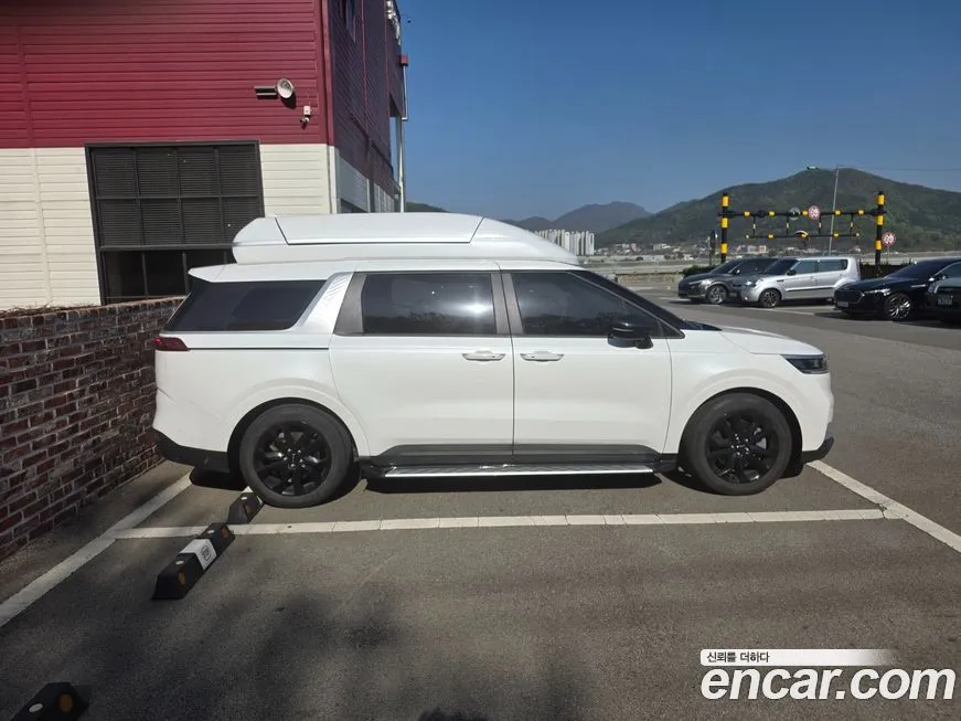 Kia Carnival — фото 10