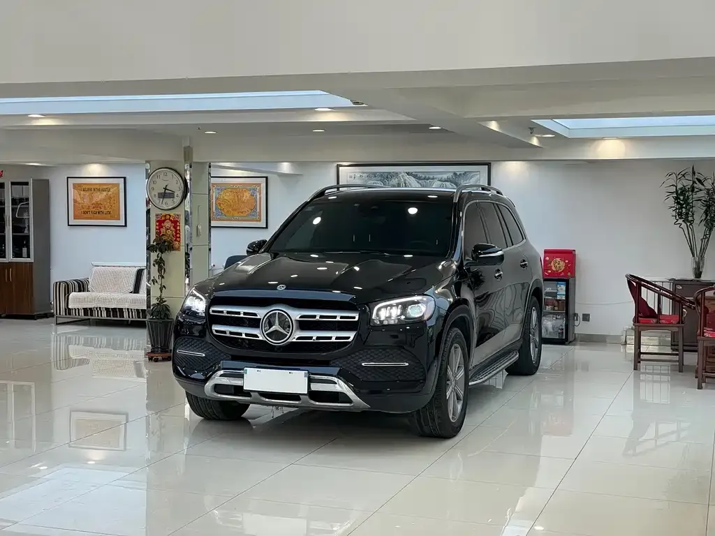 Mercedes-Benz GLS — фото 1