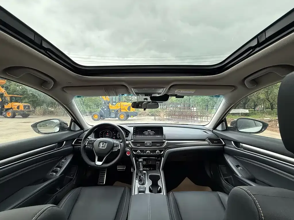 Honda Accord — фото 4