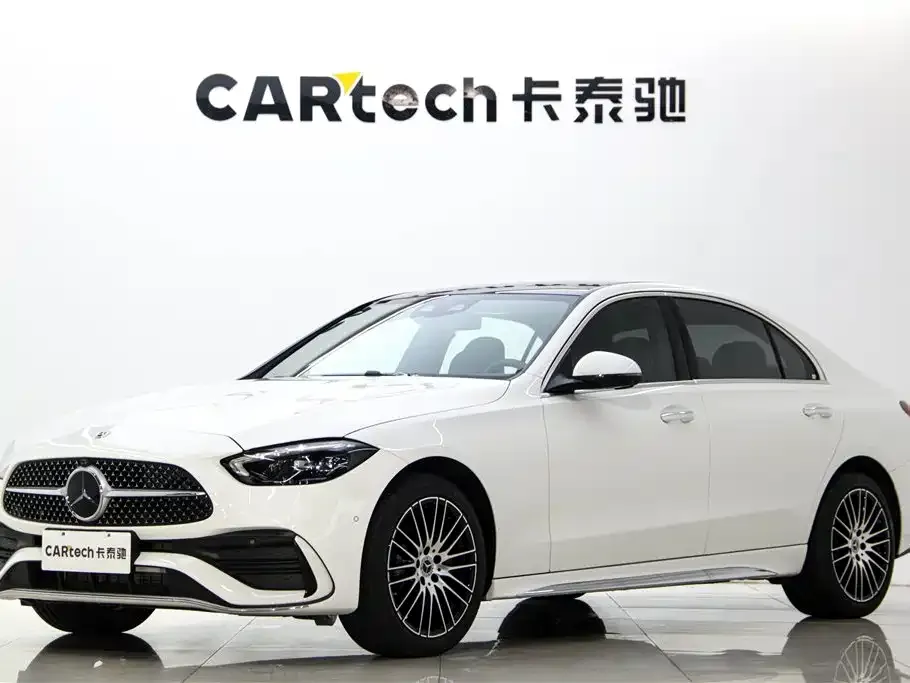 Mercedes-Benz C-Class — фото 1