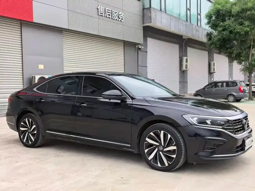 Volkswagen Passat — фото 5