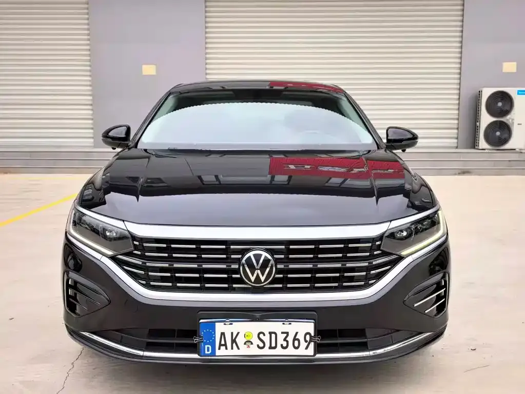 Volkswagen Passat — фото 3