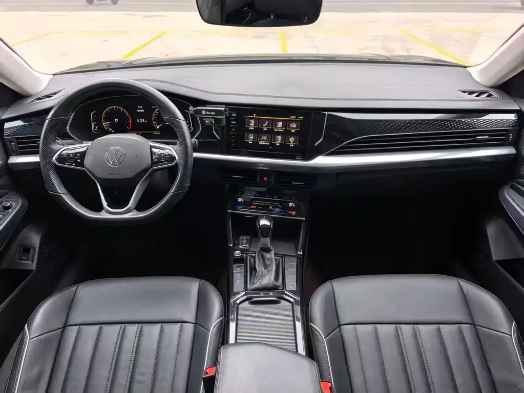 Volkswagen Passat — фото 2