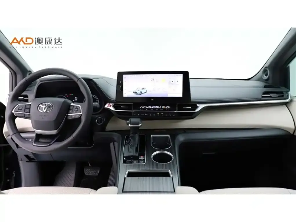 Toyota Granvia — фото 6