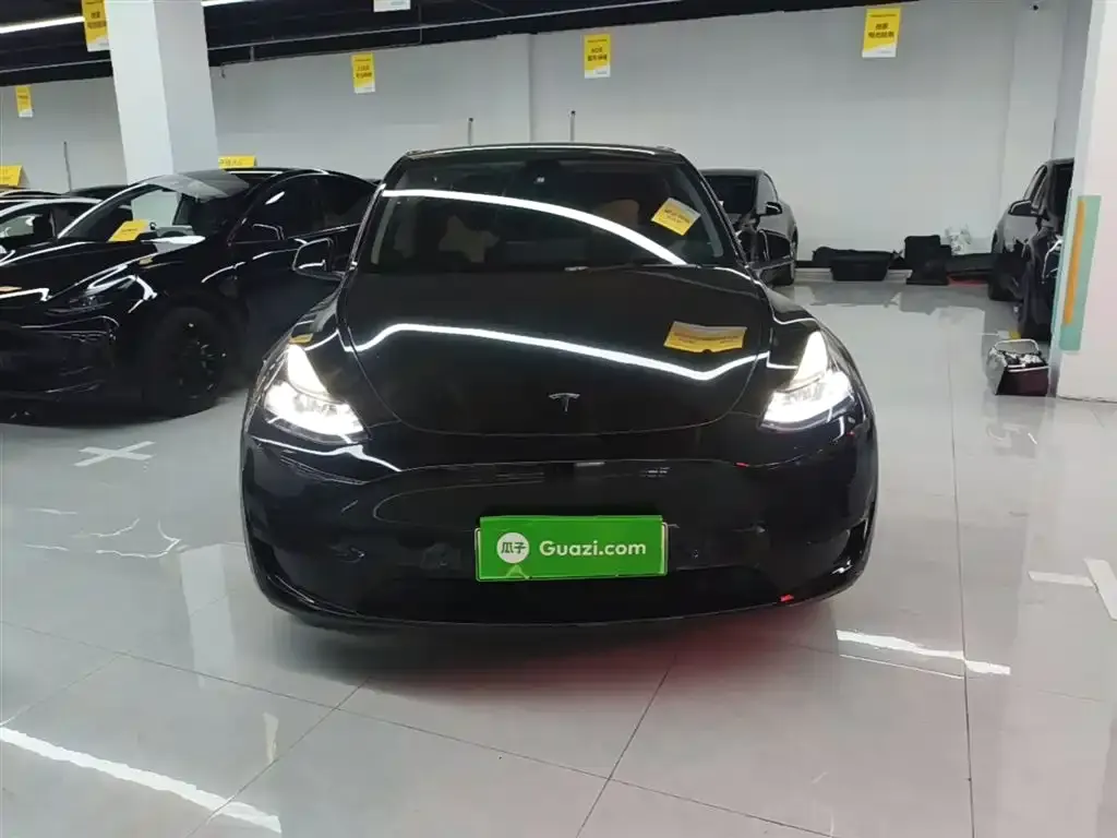 Tesla Model Y — фото 7