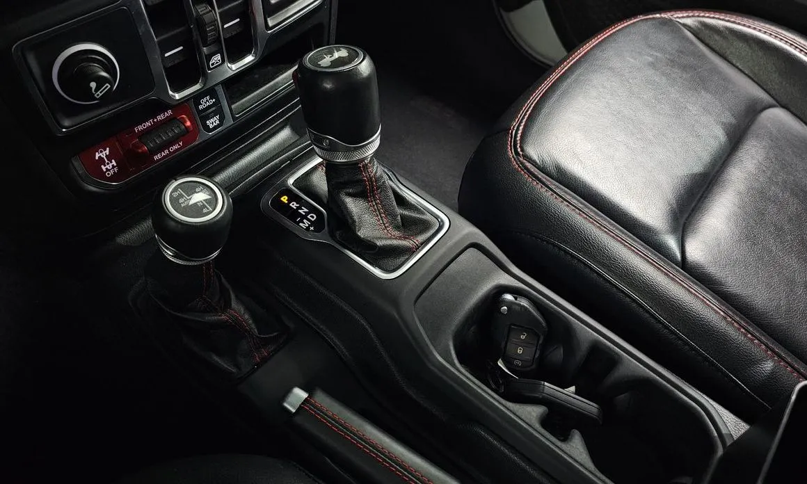 Jeep Wrangler 2021 из KR, фото 3