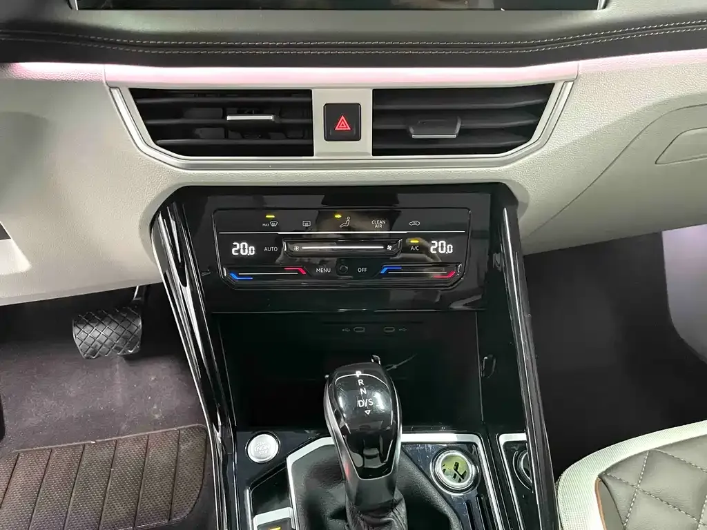 Volkswagen Tayron 2023 из CN, фото 3