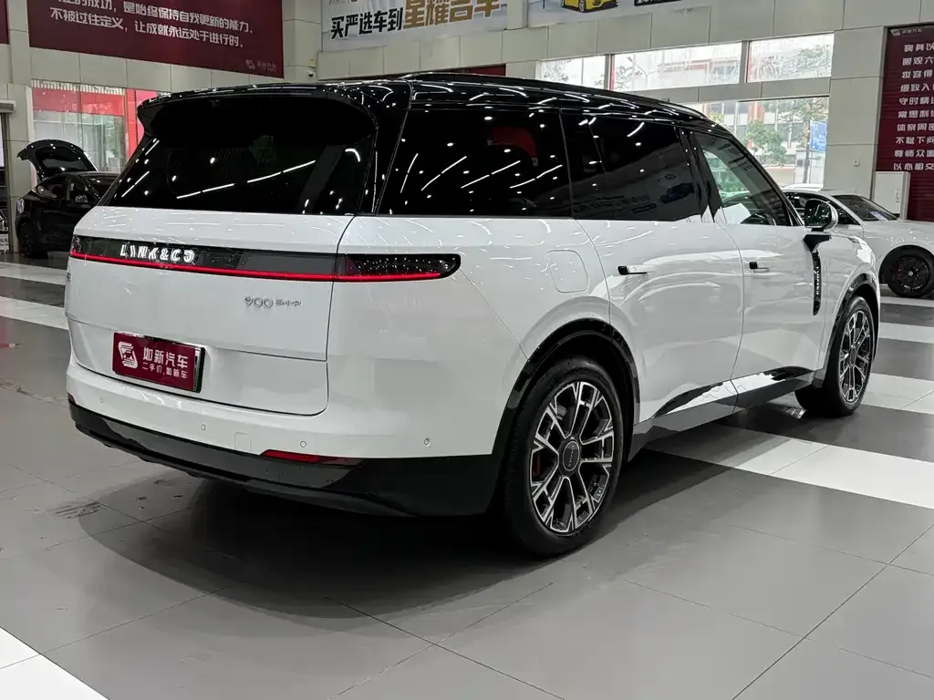 Lynk & Co 900 2025 из CN, фото 8
