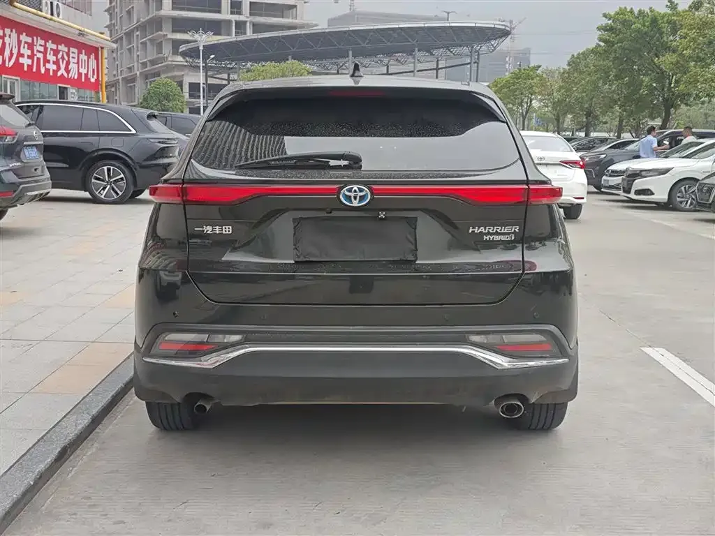 Toyota Harrier — фото 8