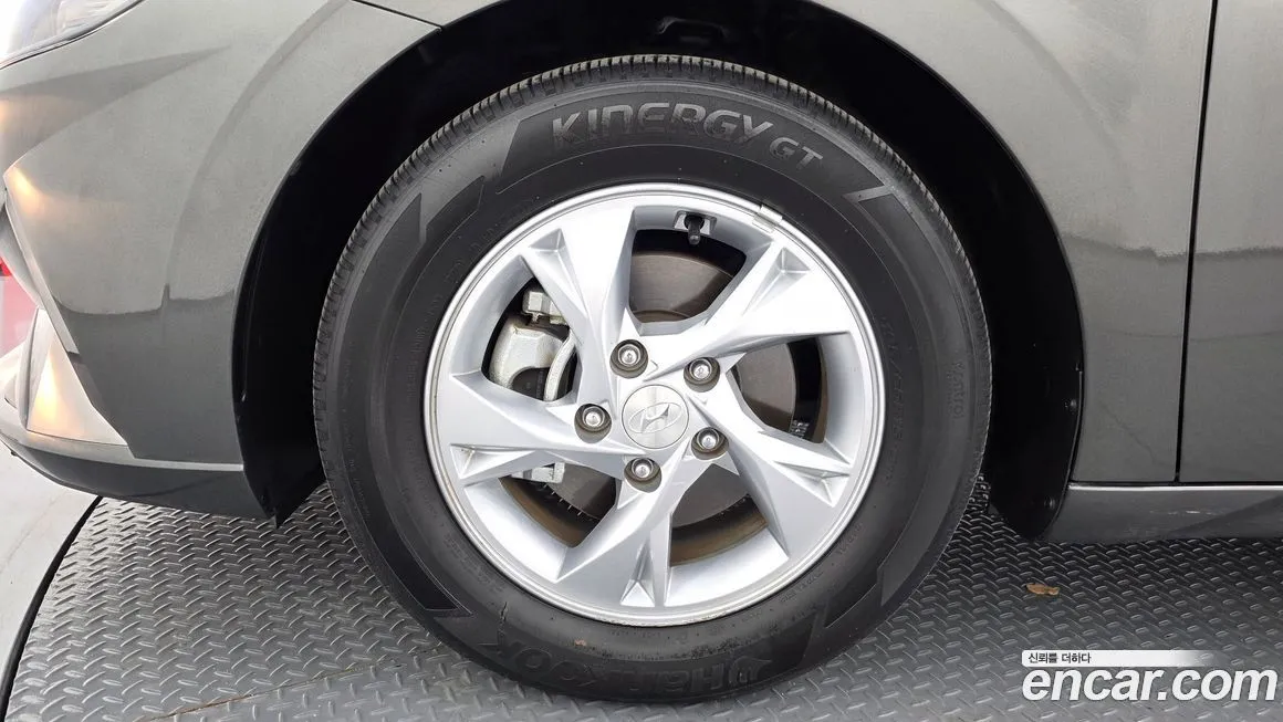 Hyundai AVANTE — фото 9
