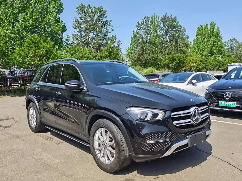 Mercedes-Benz GLE — фото 10