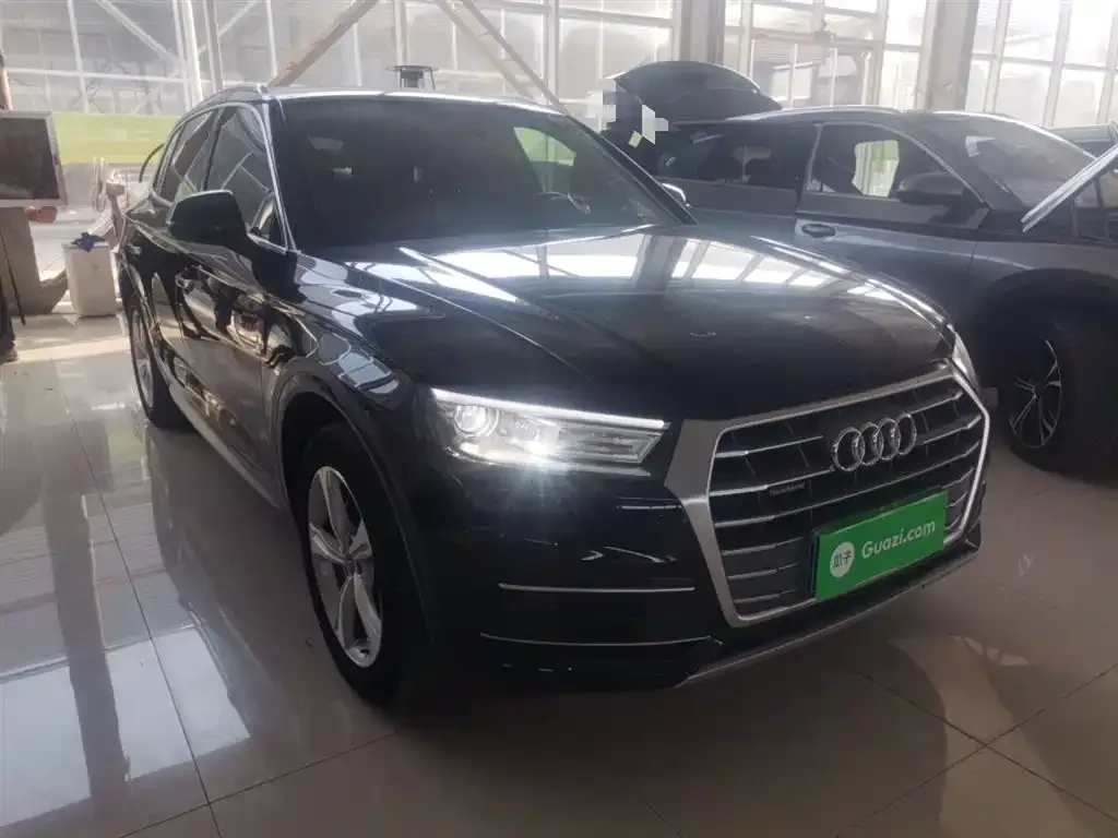 Audi Q5L 2021 из CN, фото 5