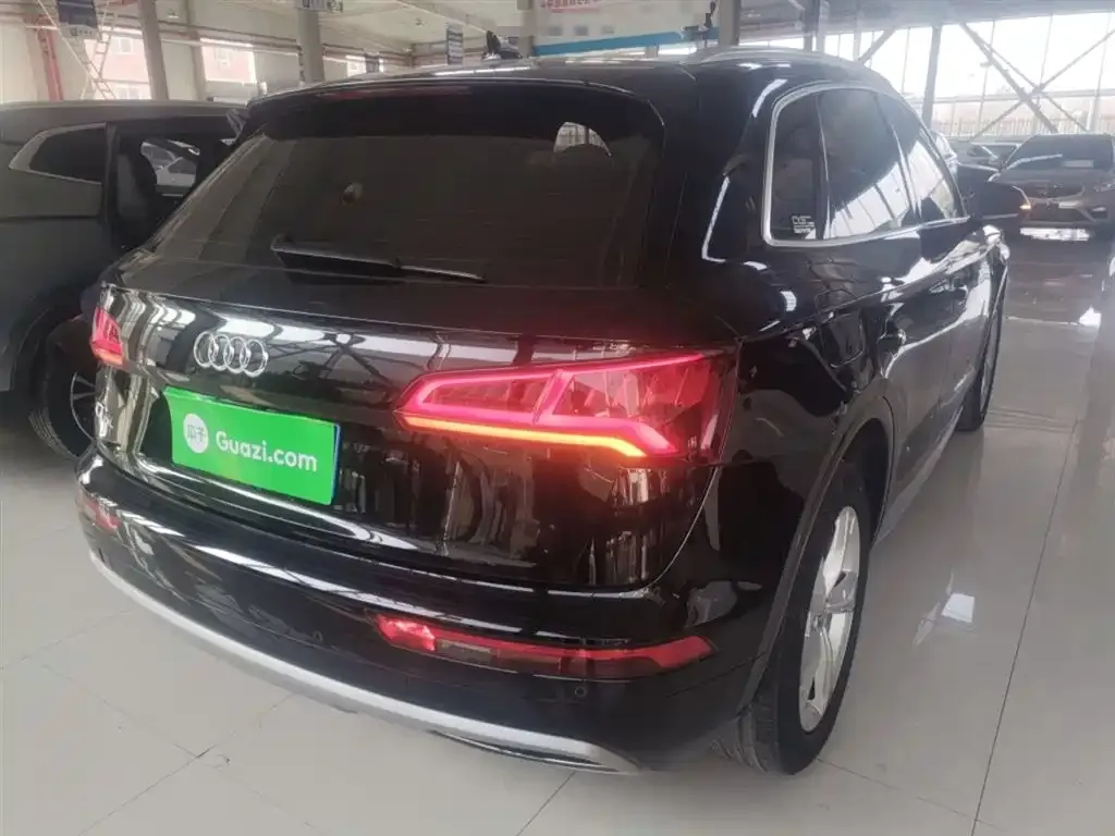 Audi Q5L 2021 из CN, фото 4