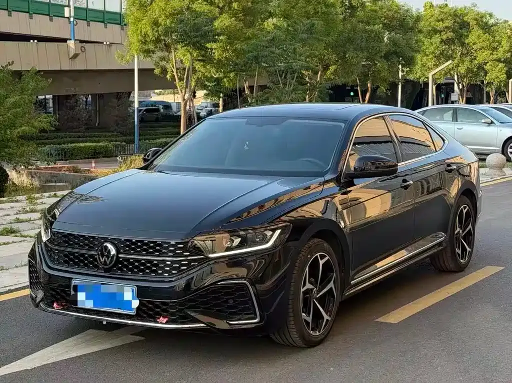 Volkswagen Passat 2024 из CN, фото 1