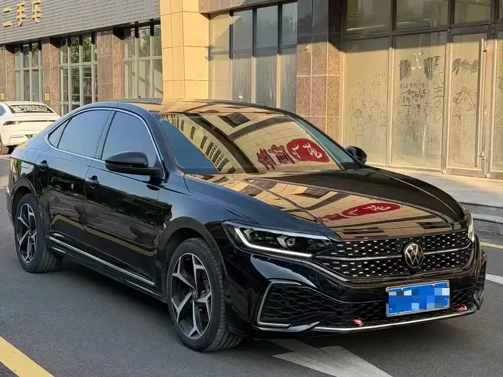 Volkswagen Passat 2024 из CN, фото 8