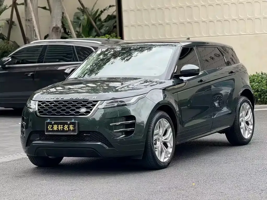 Land Rover Evoque — фото 1