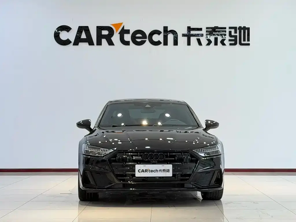 Audi A7L 2023 из CN, фото 2