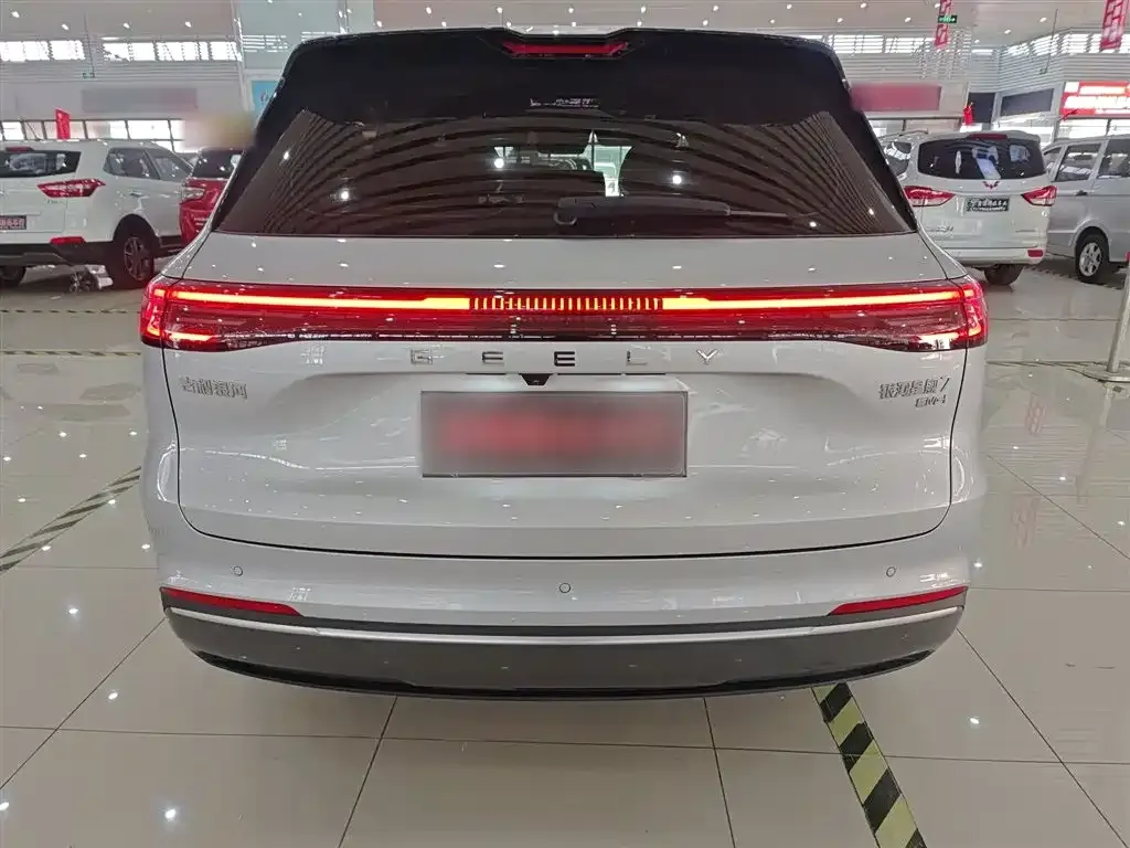 Geely Galaxy Xingjian 7 — фото 3