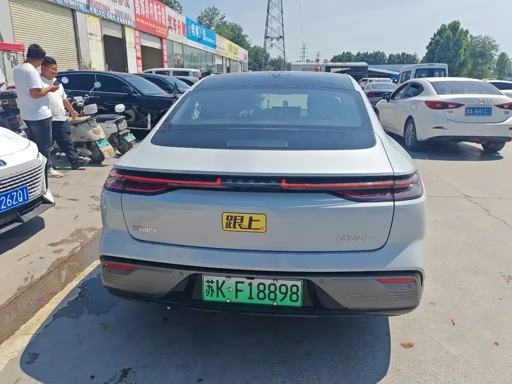 Geely Galaxy Xingyao 8 2025 из CN, фото 7