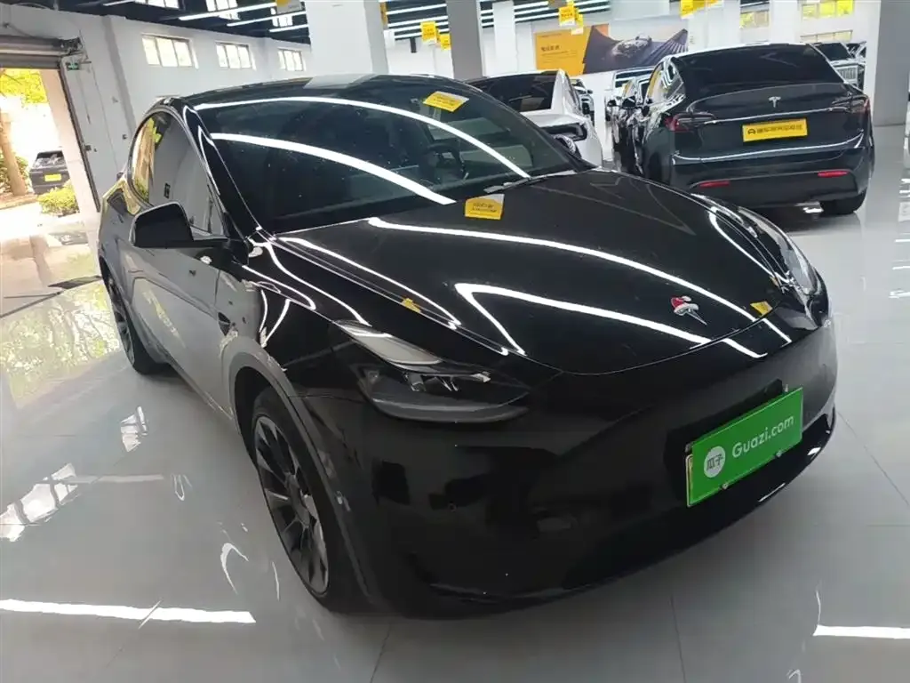 Tesla Model Y 2023 из CN, фото 8