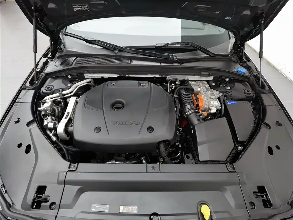 Volvo S90 PHEV 2021 из CN, фото 7