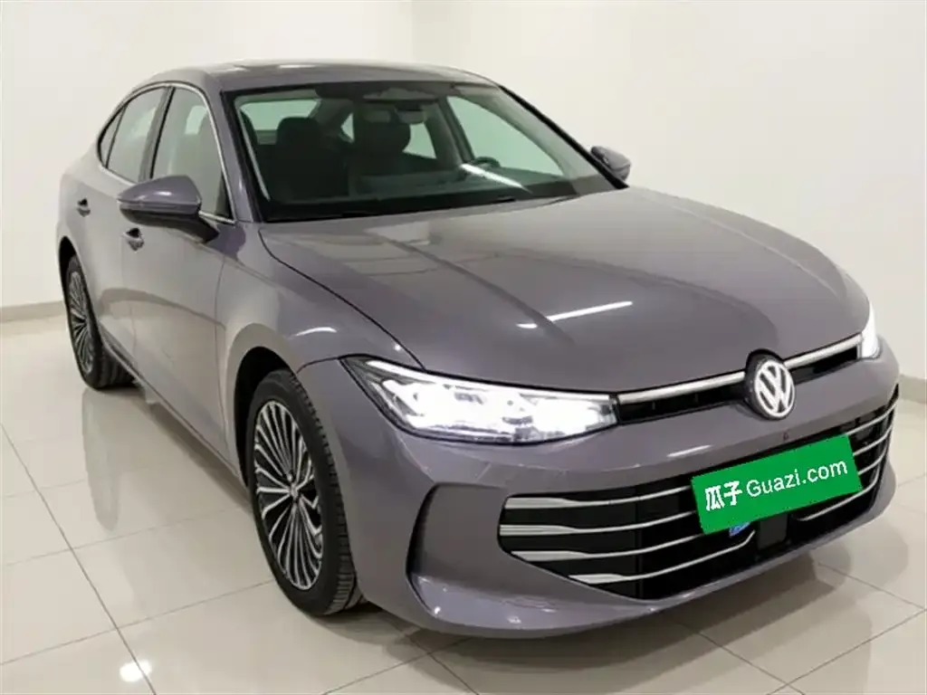 Volkswagen Passat — фото 3