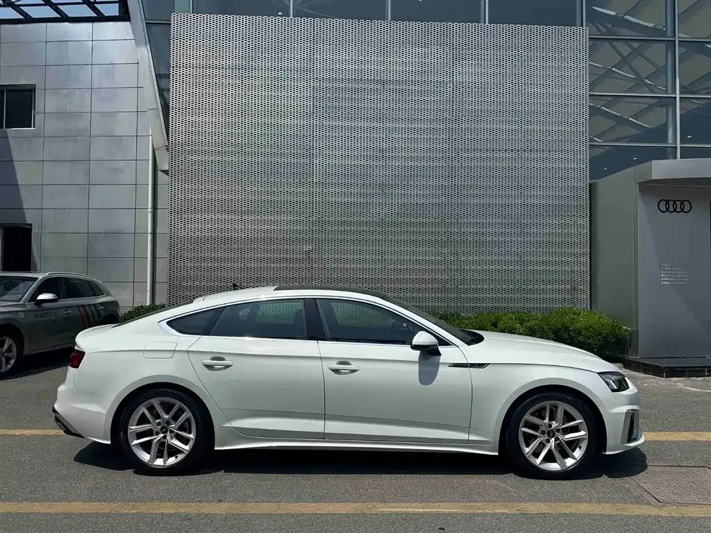 Audi A5 (Import) — фото 9