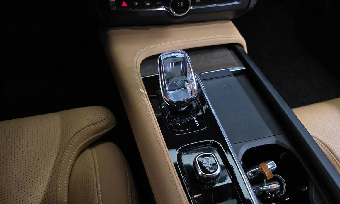 Volvo S90 — фото 4