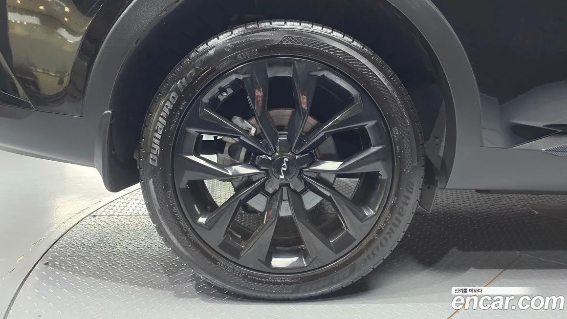 Kia Sorento — фото 6