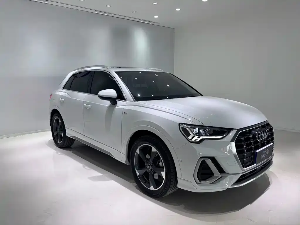 Audi Q3 2022 из CN, фото 2
