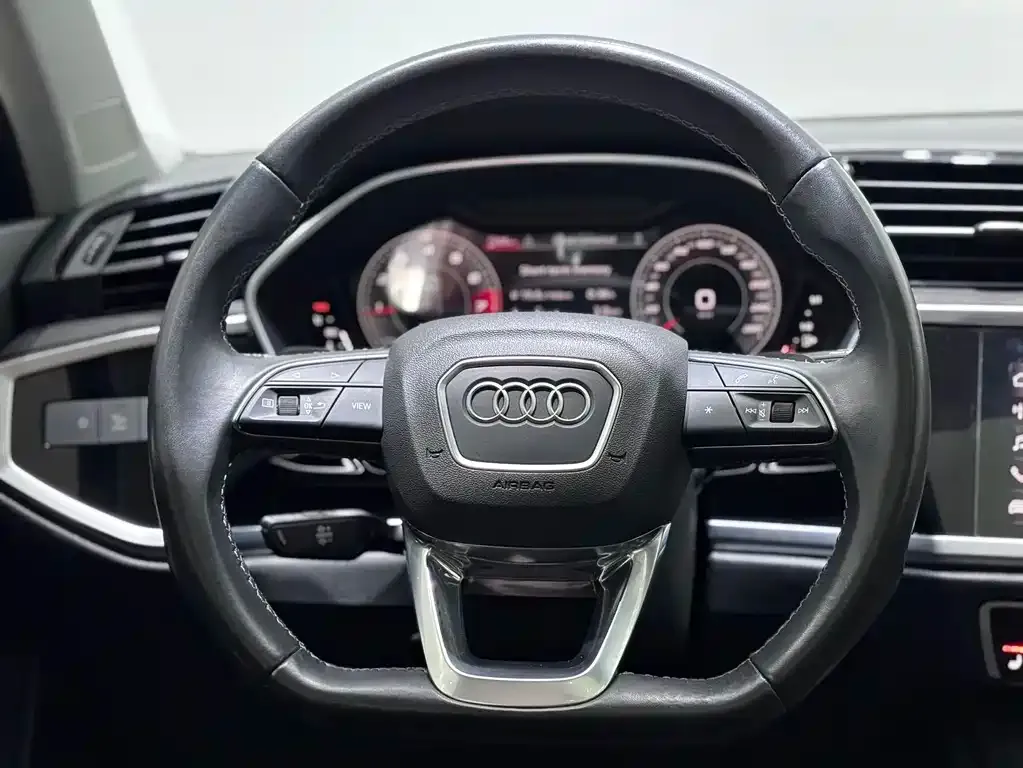Audi Q3 2022 из CN, фото 5