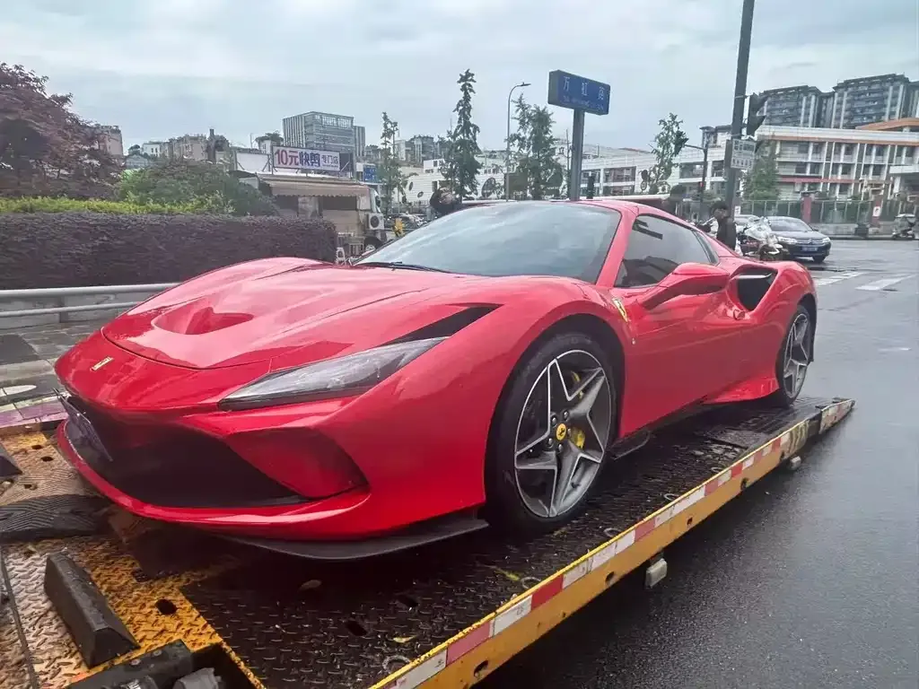 Ferrari F8 — фото 1