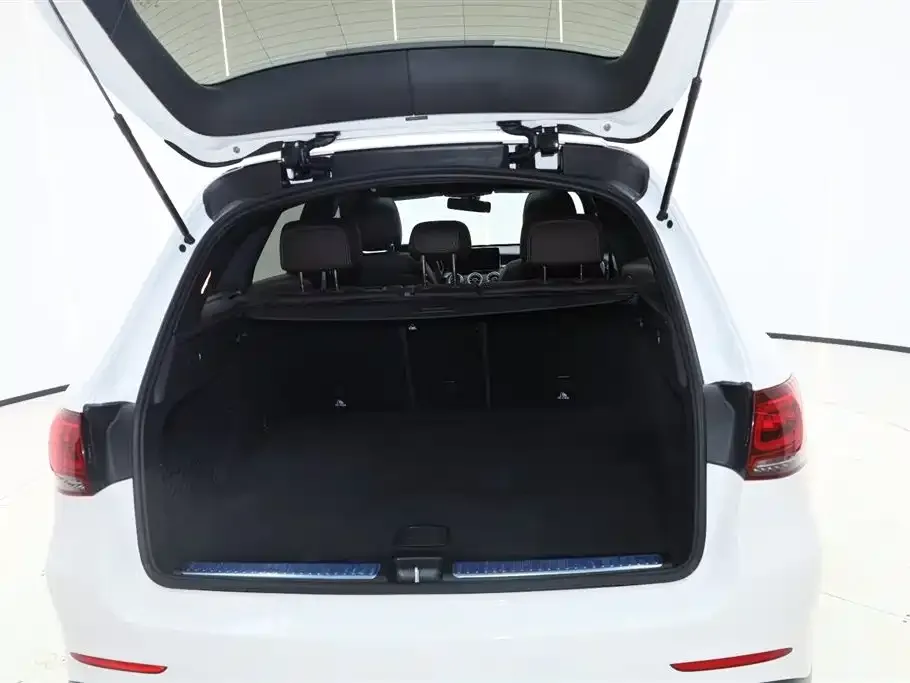 Mercedes-Benz GLC 2023 из CN, фото 8